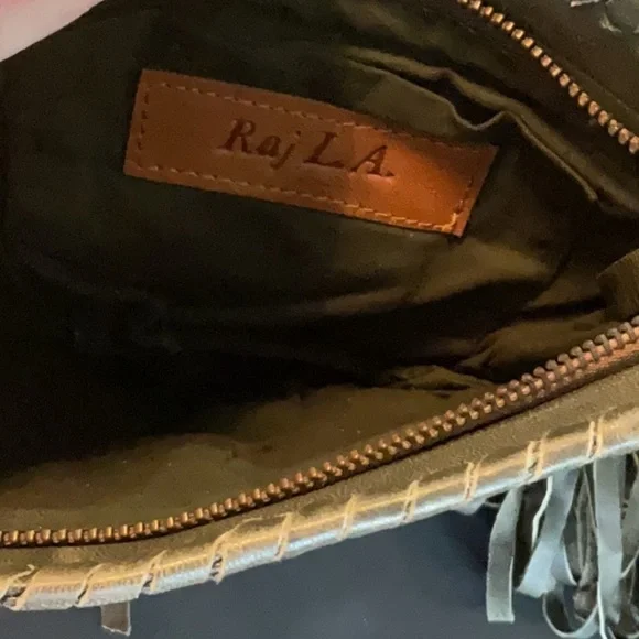 Raj LA gray leather crossbody w/fringe, chain & leather strap - Picture 5 of 7